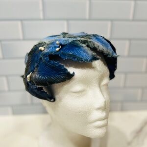 Vintage 1950s Navy Velvet Feather Cocktail Hat Fascinator w/Pearl Beads